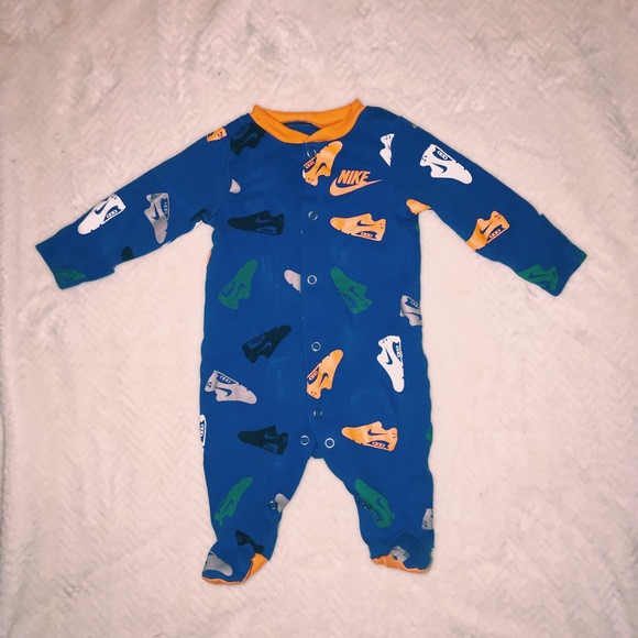 infant nike sleeper